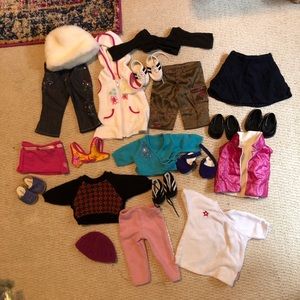 American girl lot of clothes